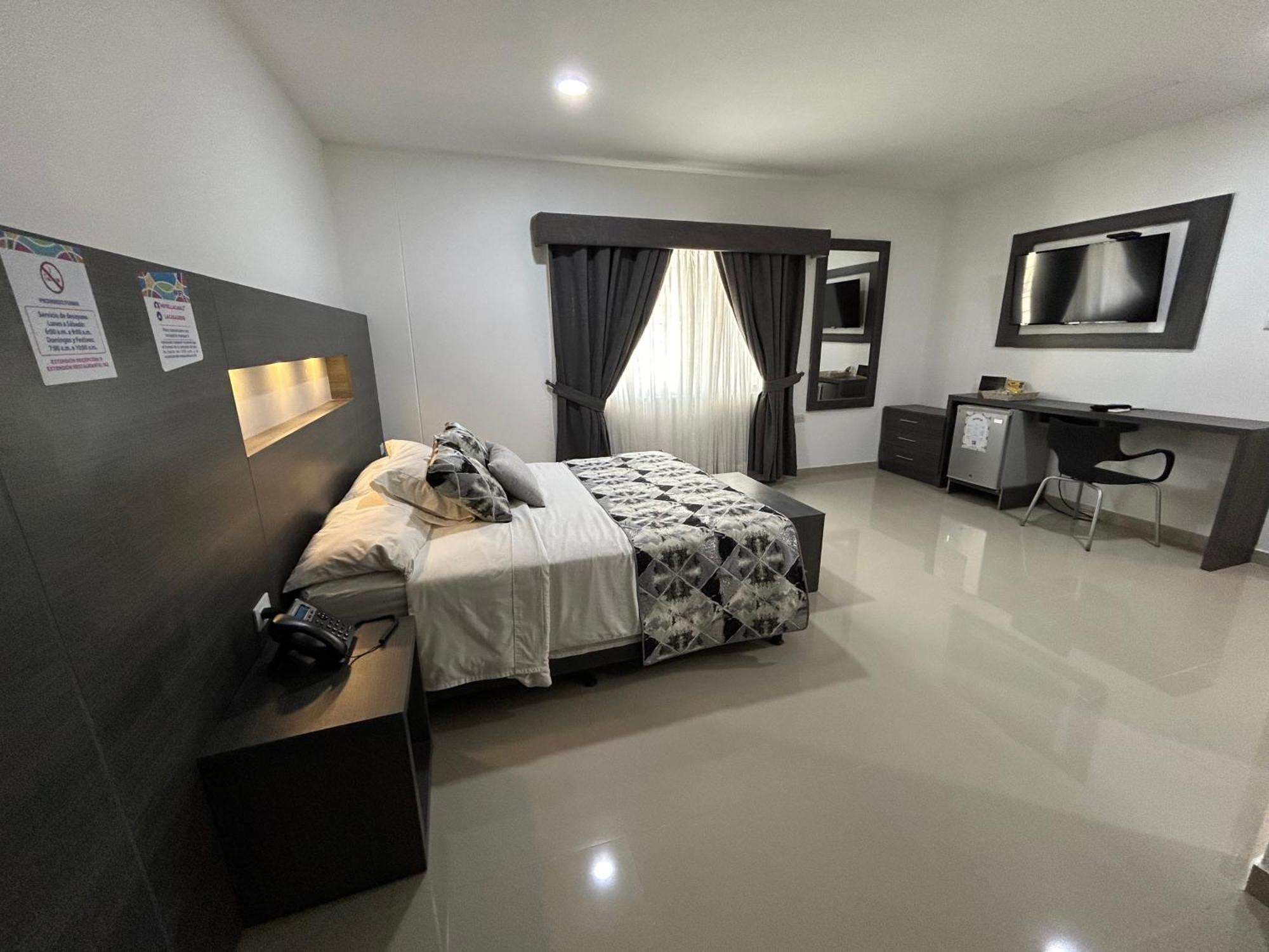 Hotel La Casa N. 3 Monteria Exterior photo